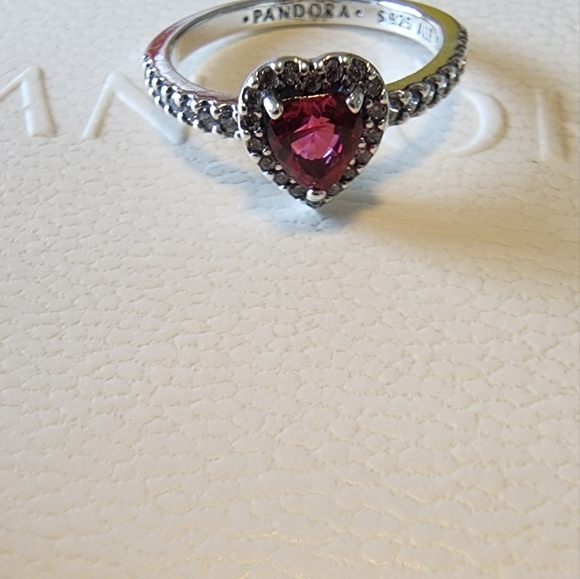 Pandora Elevated Red Heart Ring size 54 - Picture 4 of 10